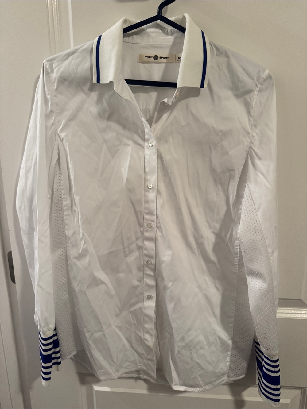 TORY SPORT White Button-Up Shirt with Blue Trim